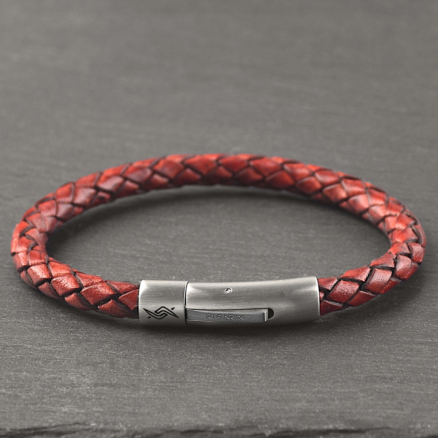 Alex - 6mm bolo genuine leather bracelet in antique red