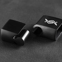 Eclipse - Leather bracelet with blue tiger-eye beads