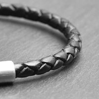 Cole - 4mm bolo genuine leather bracelet in black