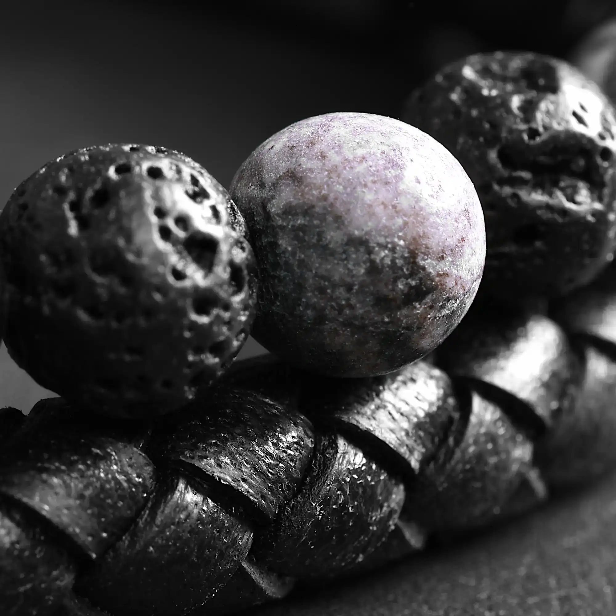 Dave - Leather bracelet with lava & spiderweb beads