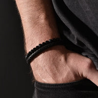 Eclipse - Leather bracelet with blue tiger-eye beads