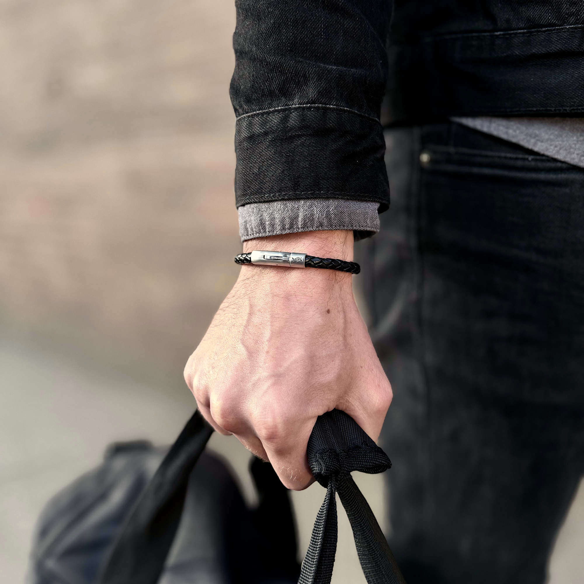 Nightfall - 6mm Nappa leather bracelet in classic black