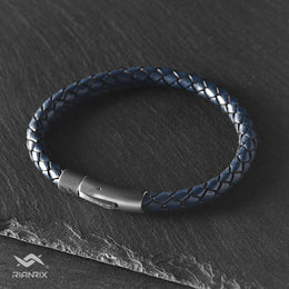 Sapphire - 6mm bolo in dark blue