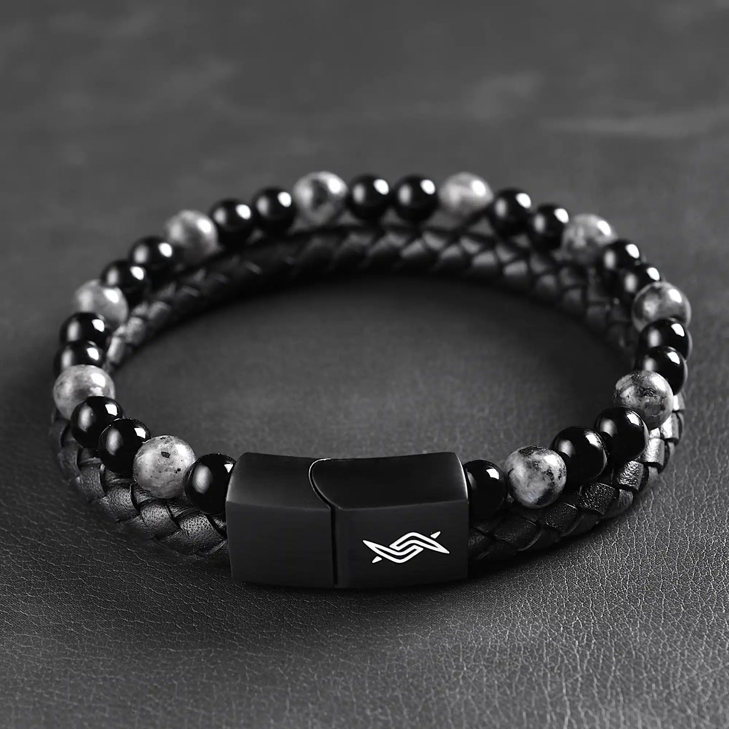 Shadow - Leather bracelet with black flash stone